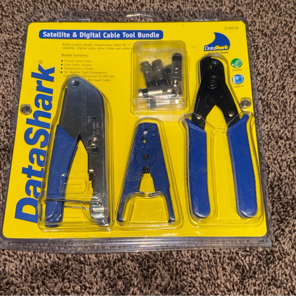 NEW Datashark‎ 70018 Weatherproof Compression Tool Bundle